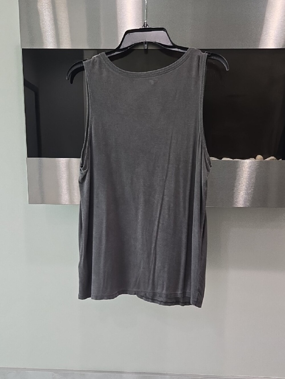 Women’s Charcoal Gray Sleeveless V-Neck Tank Top - Picture 4 of 6